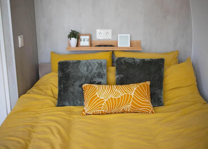 Σπίτι διακοπών Tiny In Oirschot Next To Forest